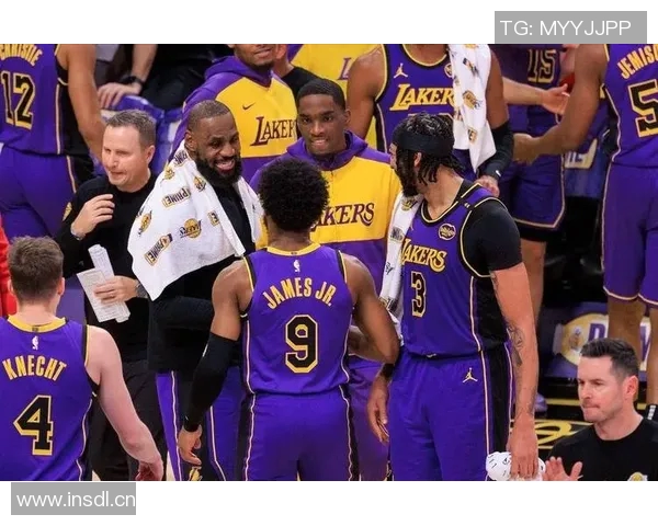 湖人对热火比赛地点揭晓球迷期待精彩对决的盛宴